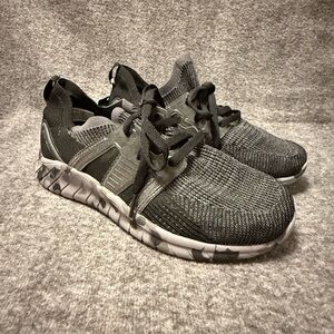 Athletic Works Sneakers Big Boys Size 6 New Black Lace‎ Up Shoes Memory foam